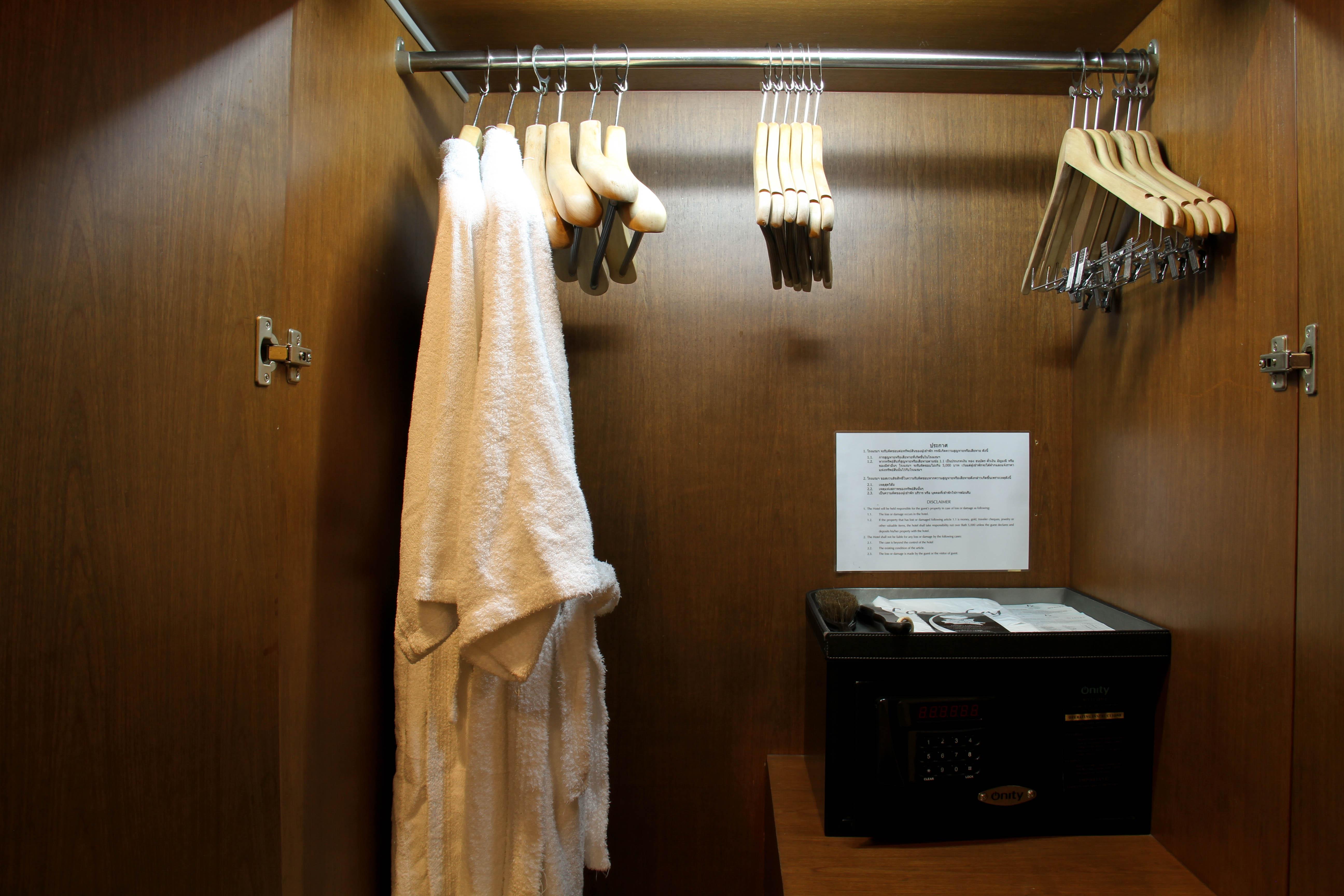 Furamaxclusive Sathorn, Bangkok Hotel Екстериор снимка