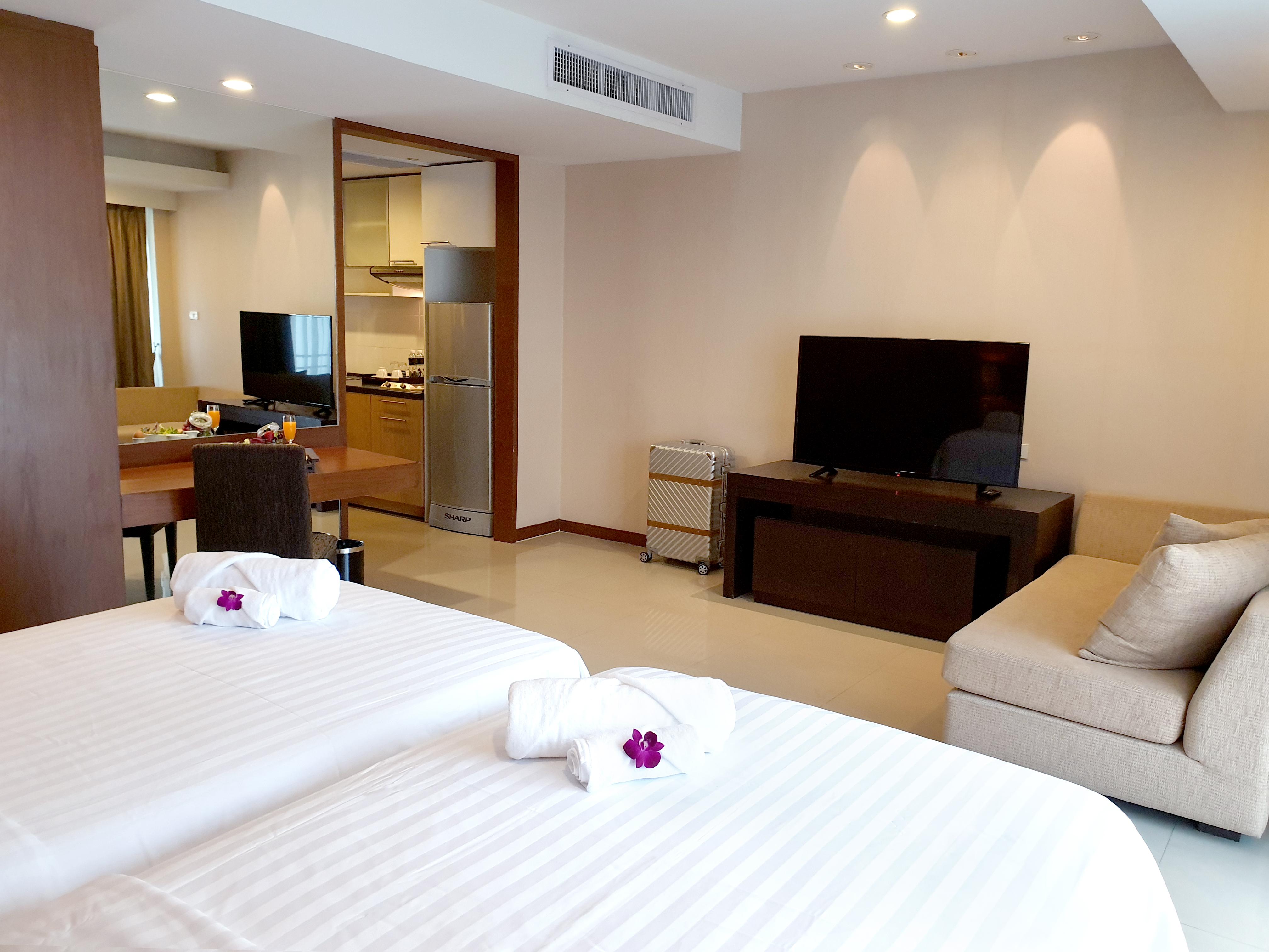 Furamaxclusive Sathorn, Bangkok Hotel Екстериор снимка