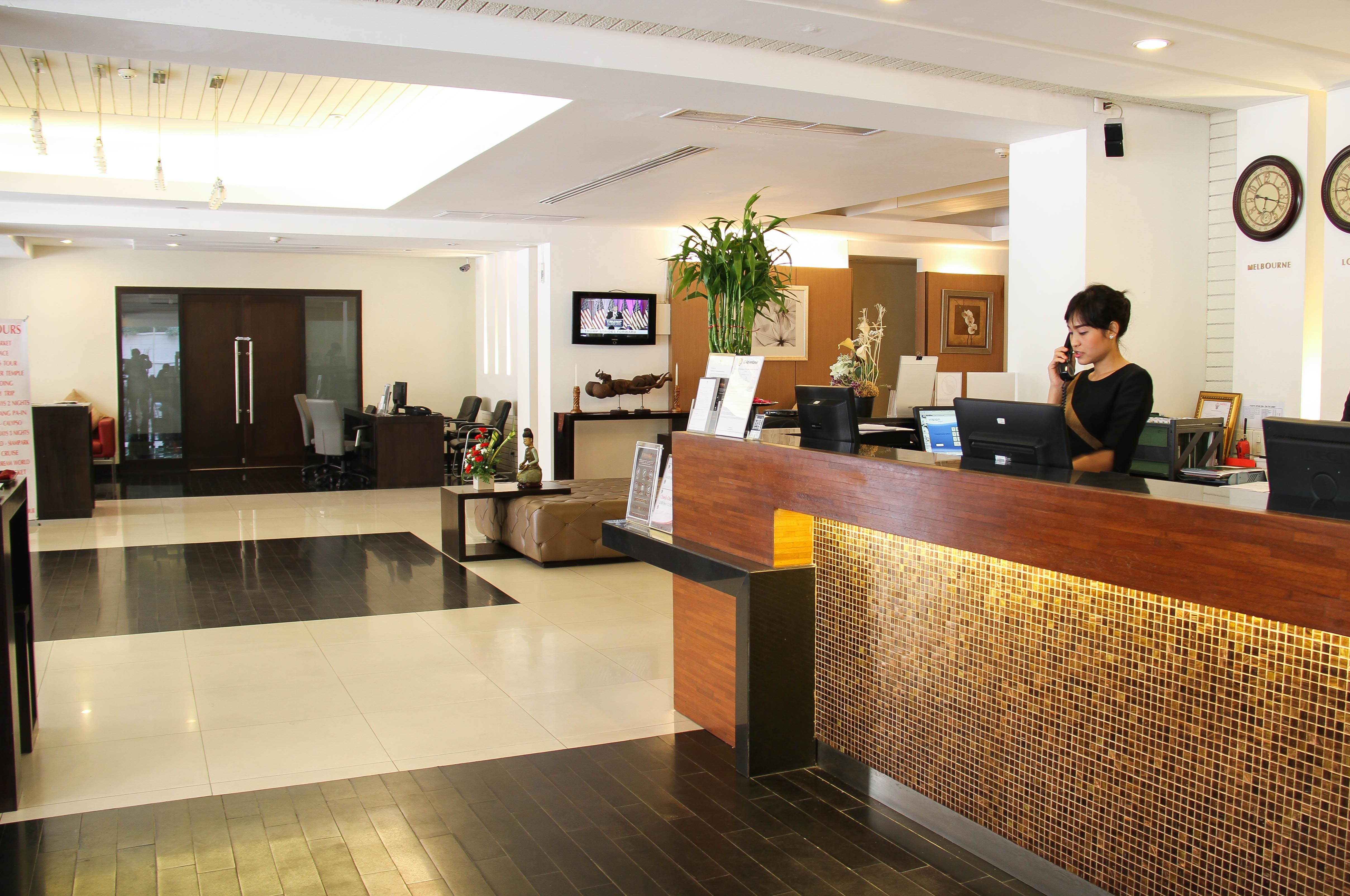 Furamaxclusive Sathorn, Bangkok Hotel Екстериор снимка