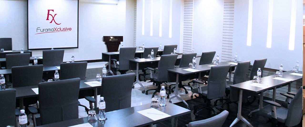 Furamaxclusive Sathorn, Bangkok Hotel Екстериор снимка